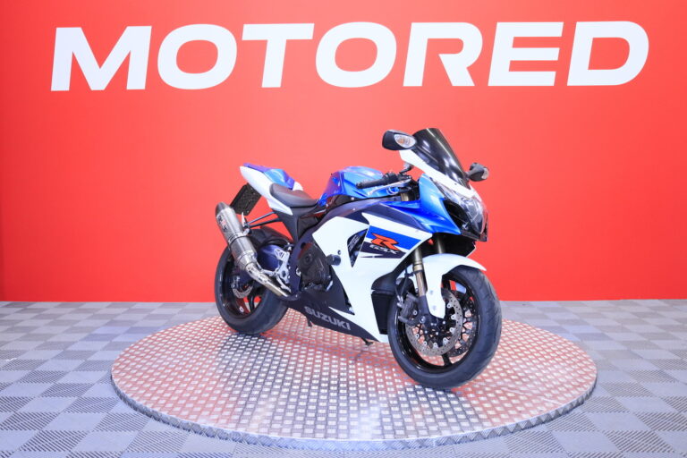 Suzuki - GSX-R - 1000 // Yoshimura / Huoltokrija / Ducktail // - Moottoripyörä