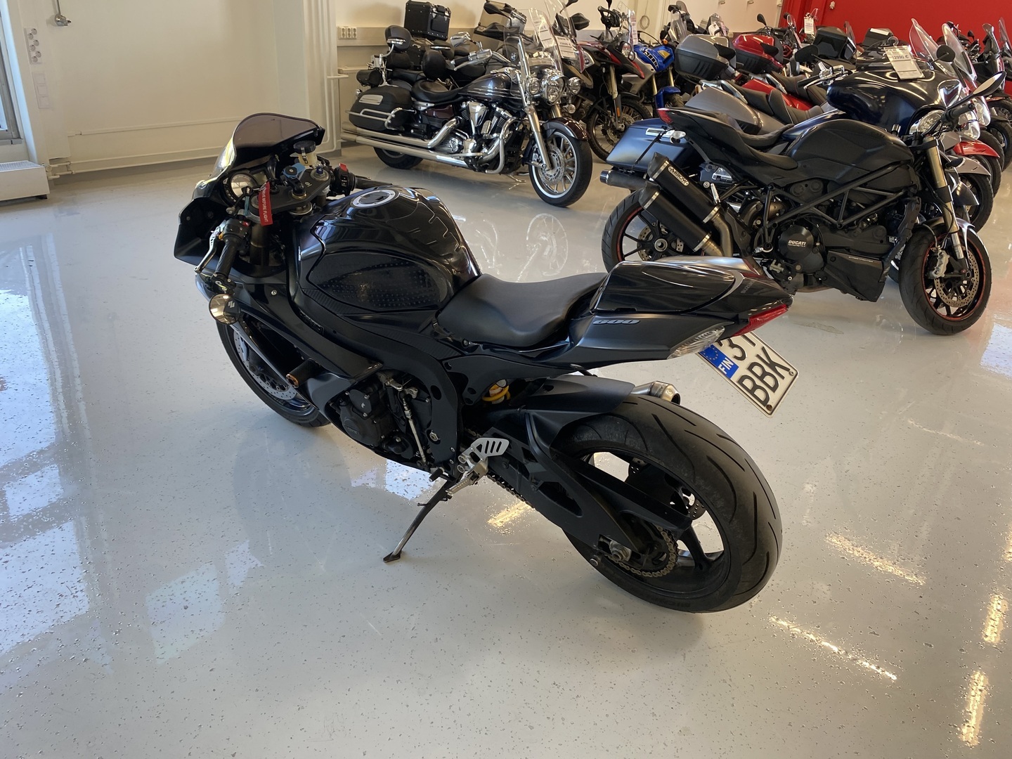 Suzuki - GSX-R - 600 // Juuri saapunut! / Arrow / Shifteri / Kaatumatapit // - Moottoripyörä