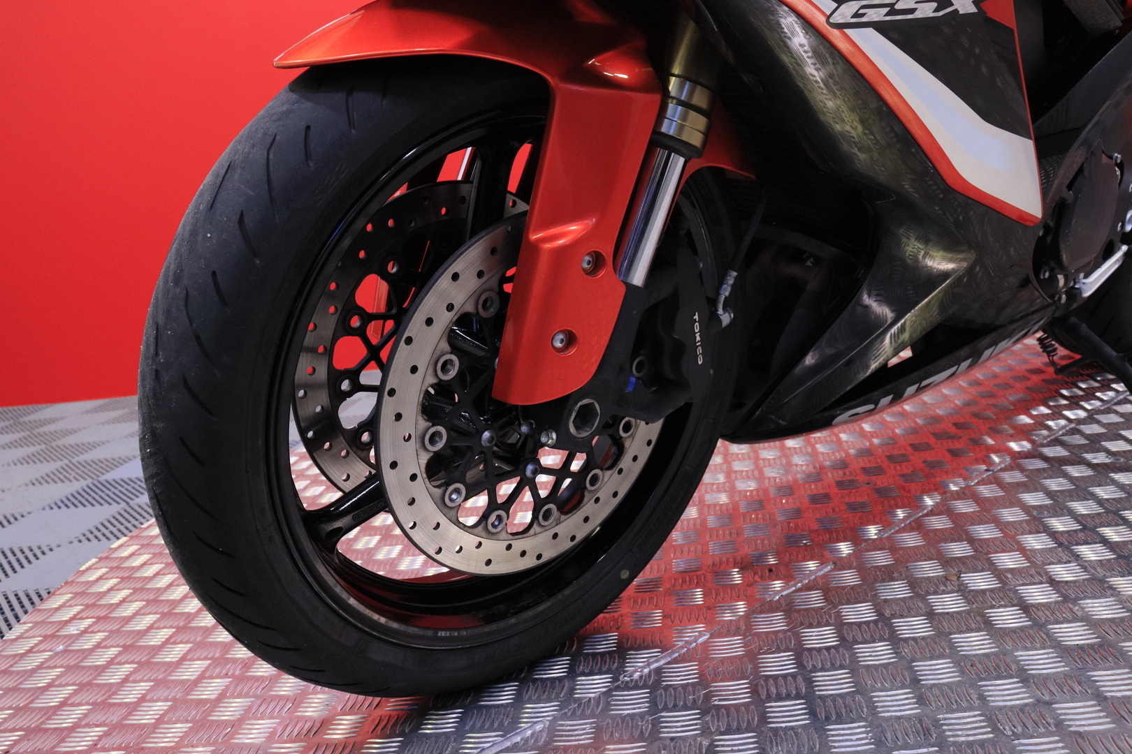 Suzuki - GSX-R - 600 // Juuri saapunut! / Yoshimura kokoputkisto / Ducktail // - Moottoripyörä