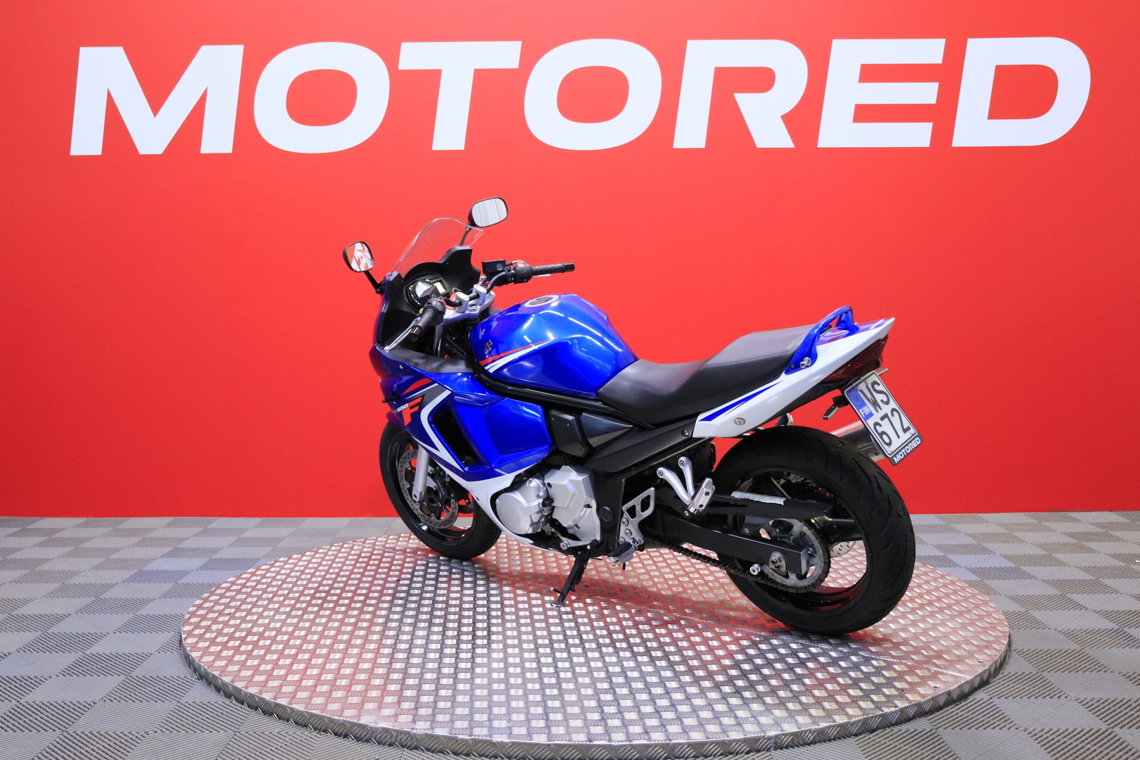 Suzuki - GSX - 650 F // Juuri saapunut! / A2 / Yoshimura / Suomi-pyörä / Huoltokirja // - Moottoripyörä