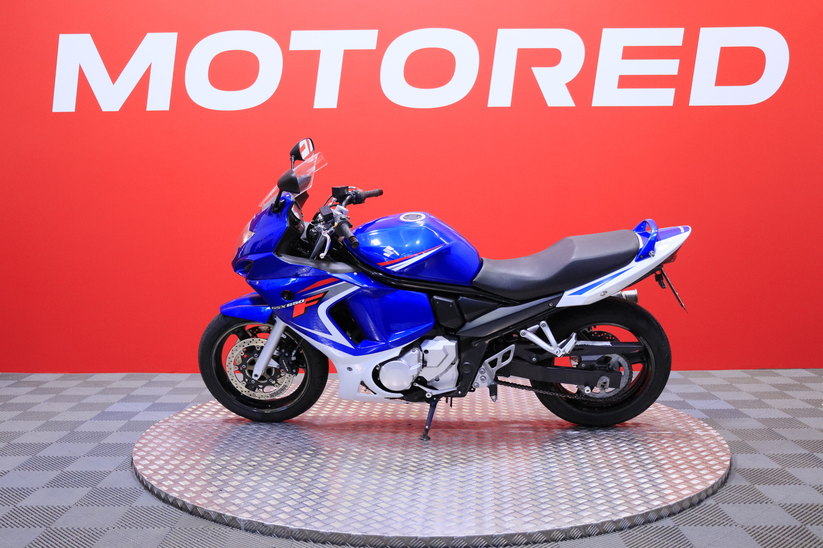 Suzuki - GSX - 650 F // Juuri saapunut! / A2 / Yoshimura / Suomi-pyörä / Huoltokirja // - Moottoripyörä