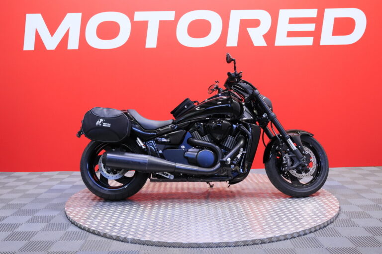 Suzuki Intruder