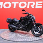 Suzuki - INTRUDER - M1800R // 1. Om. Suomi-pyörä // 3x laukut // Revo-putkisto - Moottoripyörä
