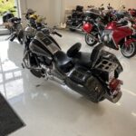 Suzuki - VL - 1500 Intruder LC // Juuri saapunut! / Sissybar / Laukut / Raudat // - Moottoripyörä