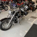 Suzuki - VL - 1500 Intruder LC // Juuri saapunut! / Sissybar / Laukut / Raudat // - Moottoripyörä