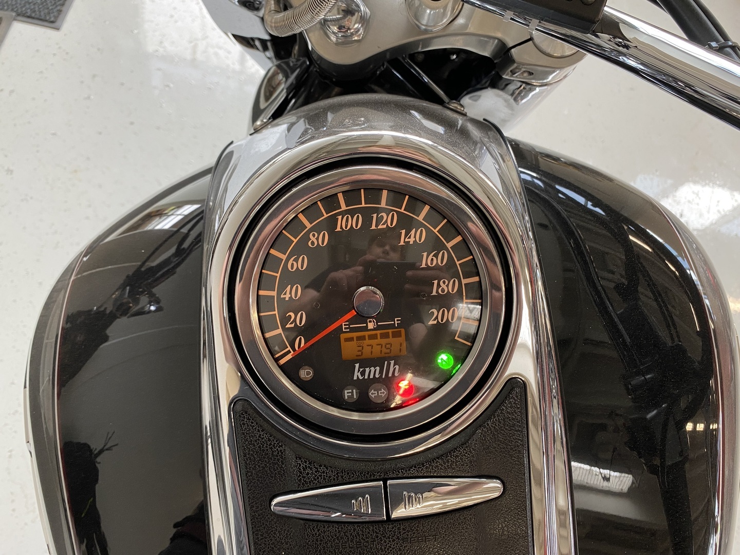 Suzuki - VL - 1500 Intruder LC // Juuri saapunut! / Sissybar / Laukut / Raudat // - Moottoripyörä