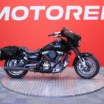 Suzuki - VZ - 1600 Marauder // Batwing / Sivulaukut / LED ajovalo / Putkisto // - Moottoripyörä