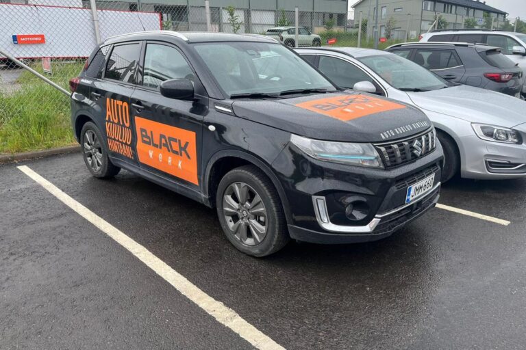 Suzuki - Vitara - 1,4 BOOSTERJET 4WD GL+ 6MT HYBRID // 1-Omisteinen Suomi-auto / ALV vähennyskelpoinen / Adaptiivinen vakionopeudensäädin / ILMAINEN KOTIINTOIMITUS! - Viistoperä