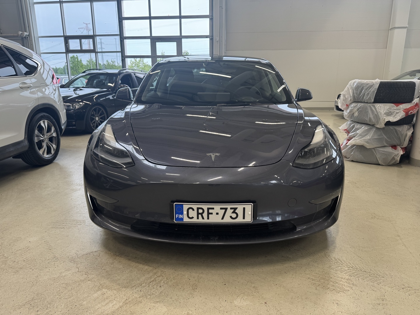 Tesla - Model 3 - Model 3 Sedan (AA) 4ov // LED / Panoraama / Premium Audio / Autopilot / Kamera / Lämpöpumppu // - Sedan
