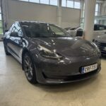 Tesla - Model 3 - Model 3 Sedan (AA) 4ov // LED / Panoraama / Premium Audio / Autopilot / Kamera / Lämpöpumppu // - Sedan