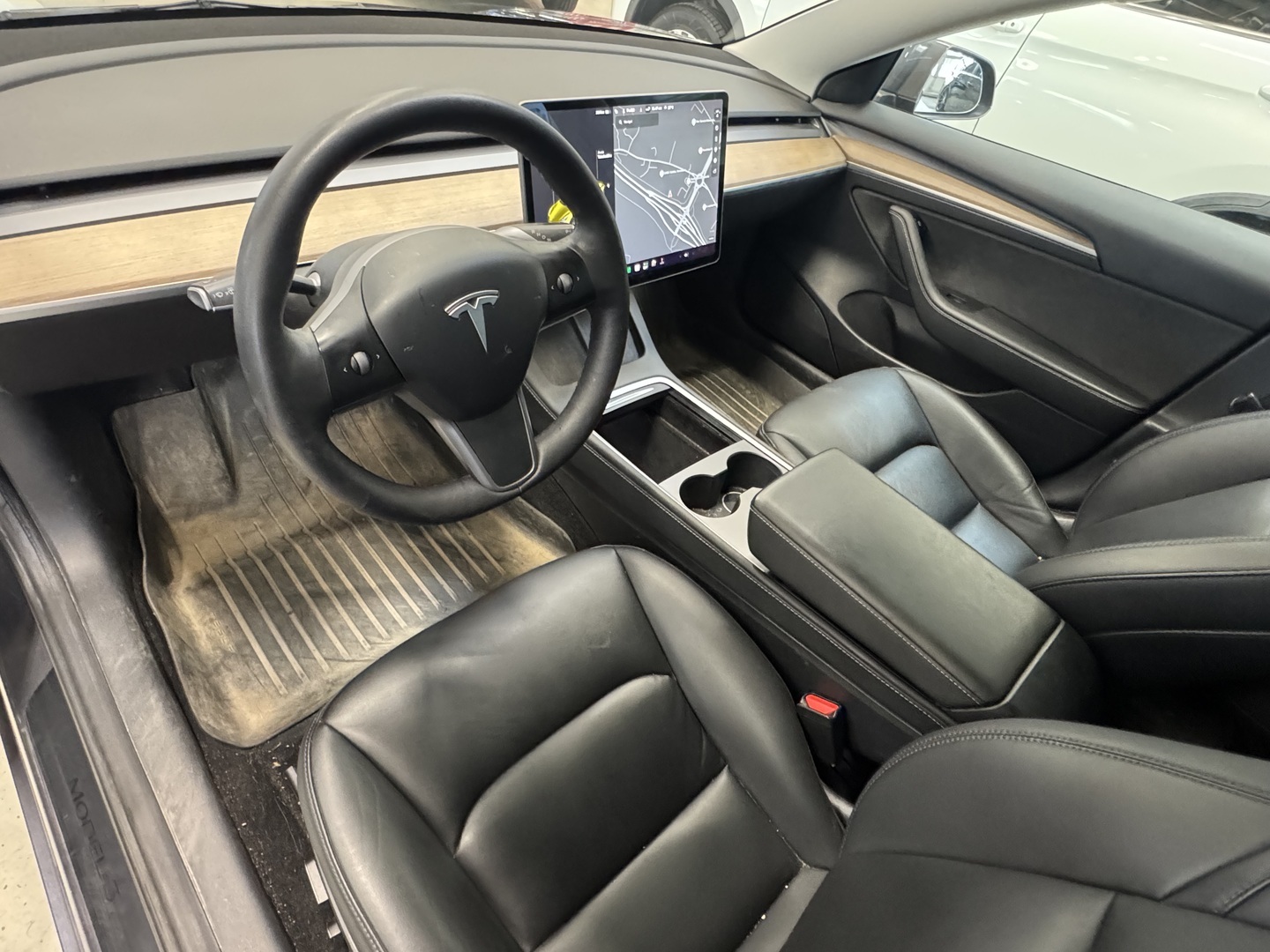 Tesla - Model 3 - Model 3 Sedan (AA) 4ov // LED / Panoraama / Premium Audio / Autopilot / Kamera / Lämpöpumppu // - Sedan