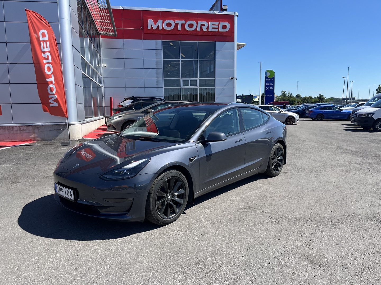 Tesla - Model 3 - Long Range // AutoPilot / Premium Audio / Panorama / Kamera / ACC / LED // - Sedan