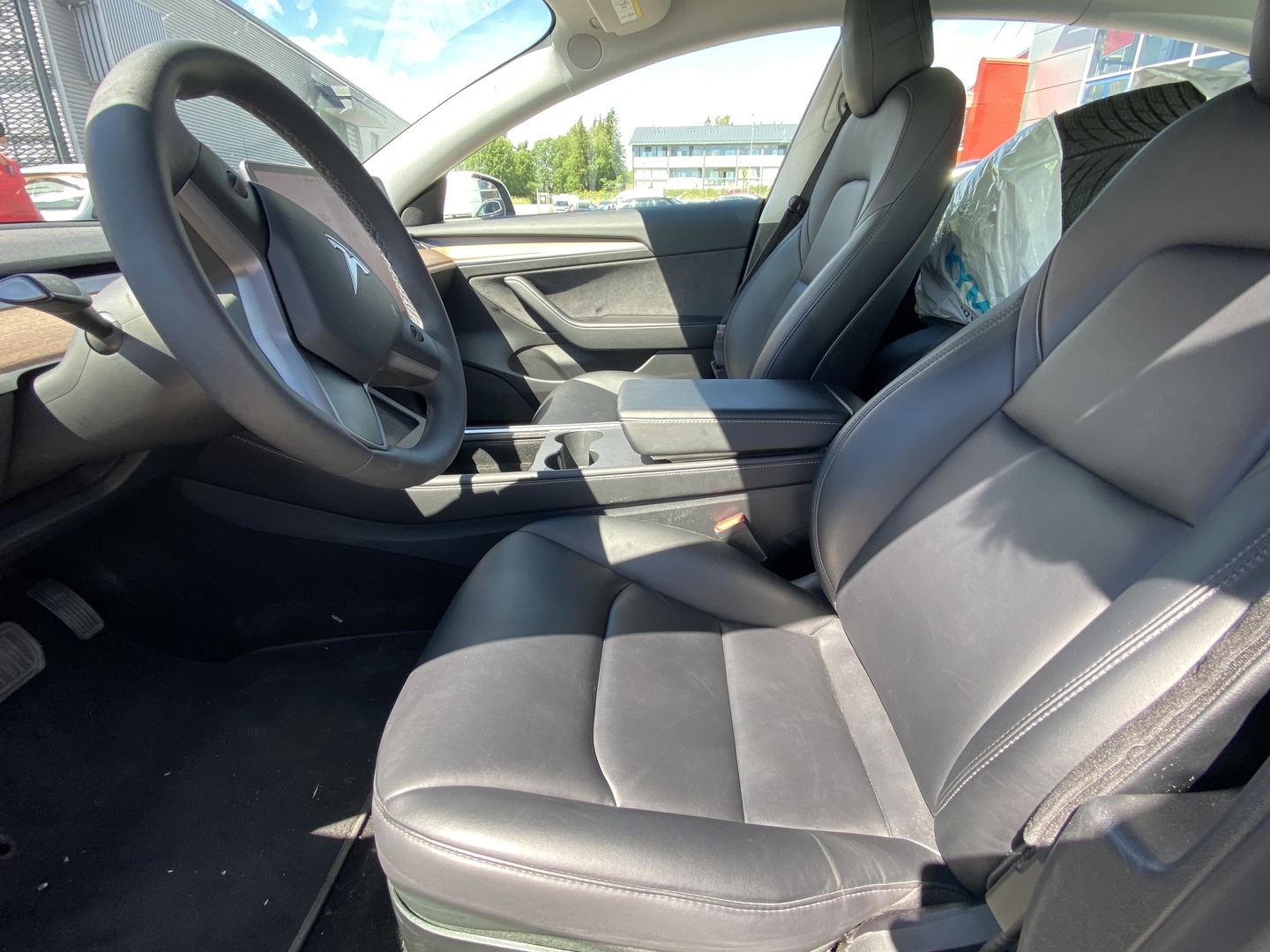 Tesla - Model 3 - Long Range AWD Refresh // 2x vanteet / Matrix / Prem. audio / HW 3 // - Sedan