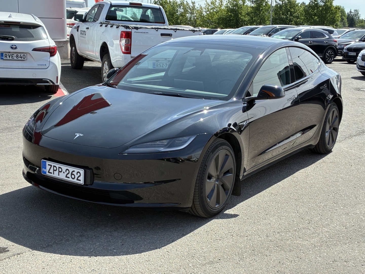Tesla - Model 3 - Highland Long Range AWD / 2x vanteet / Premium Audio / Autopilot HW4 / Lasikatto / - Sedan