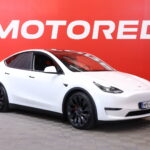Tesla - Model Y - Performance Dual Motor AWD // Lasikatto / Autopilot / Premium audio / Nahkasisusta / Kamera / AMD Ryzen // - Tila-auto