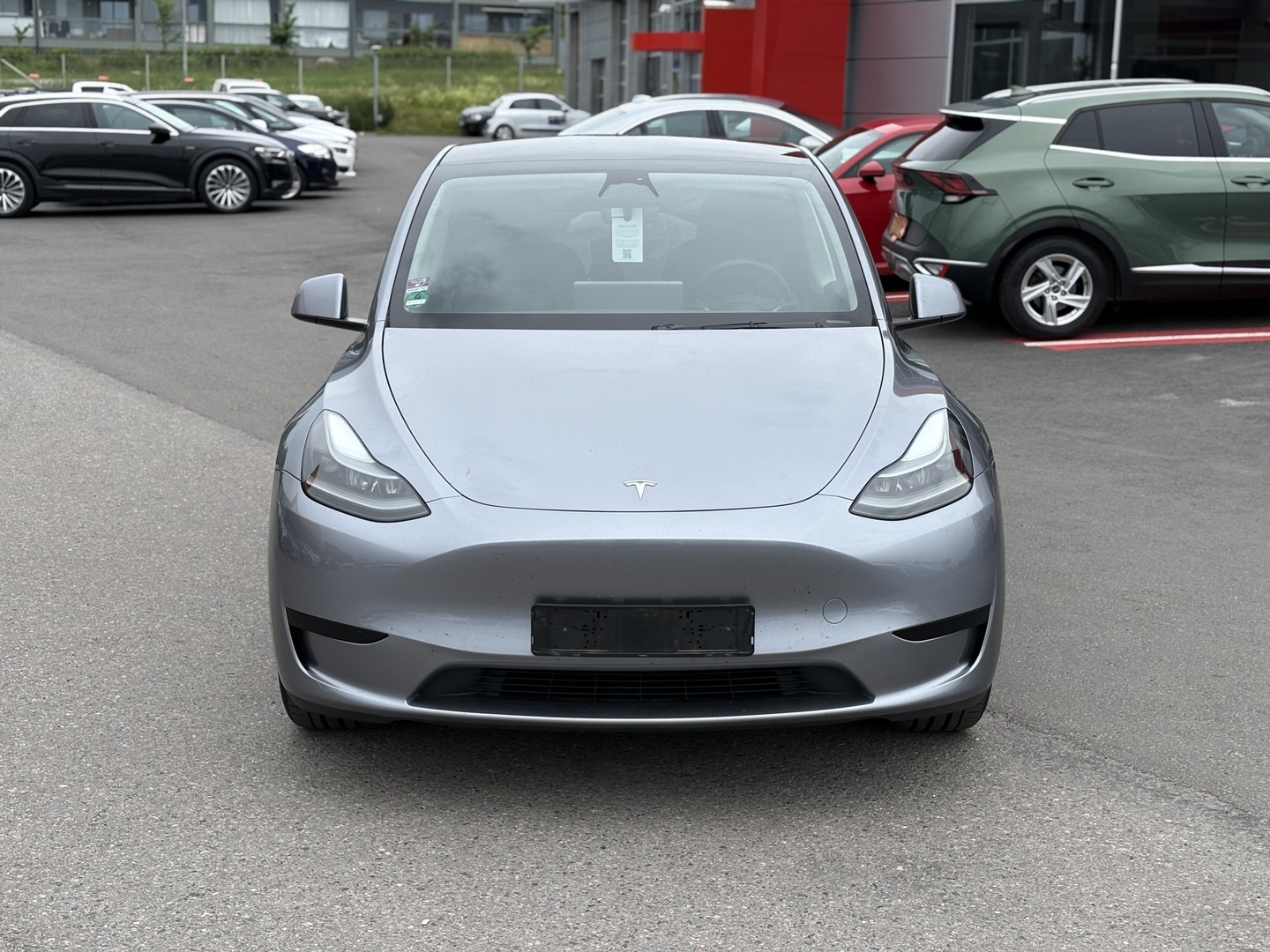 Tesla - Model Y - RWD - Maastoauto