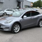 Tesla - Model Y - RWD - Maastoauto