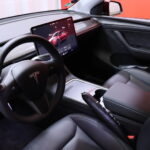 Tesla - Model Y - Performance // Midnight Cherry Red / Autopilot / Nahkasisusta / AMD Ryzen / Lasikatto / Premium Audio / Ilmalämpöpumppu - Maastoauto