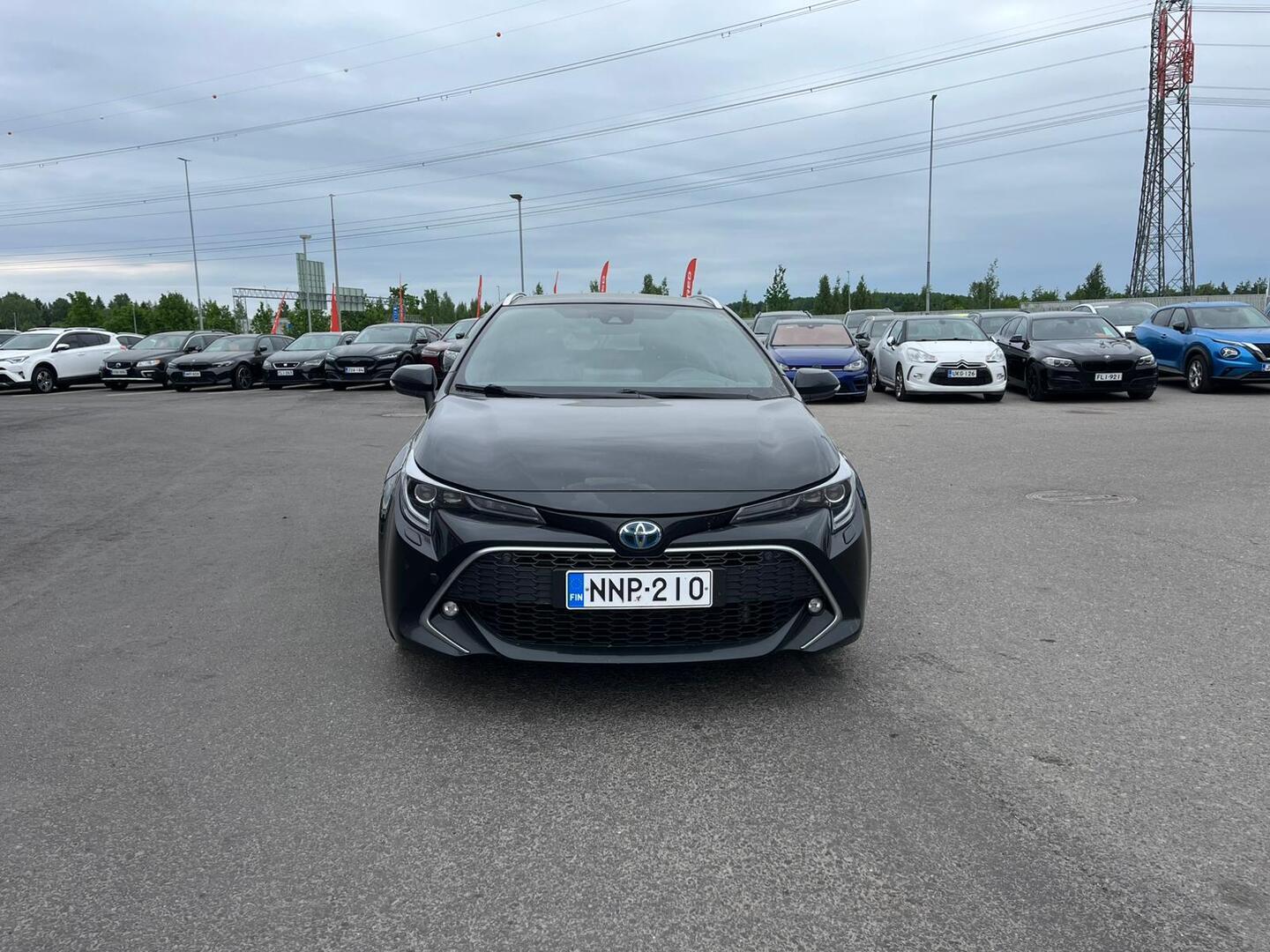 Toyota - Corolla - 2.0 Hybrid Executive // ACC / Panorama / HUD / Lohko // - Farmari