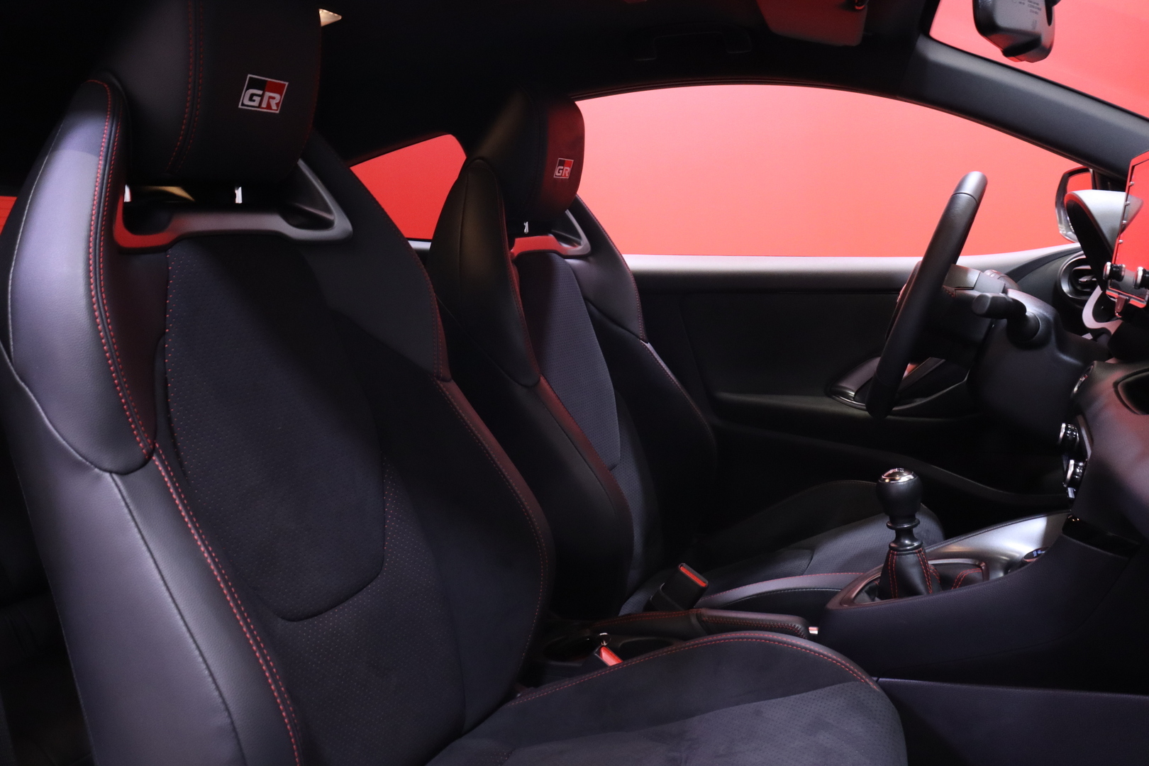 Toyota - GR Yaris - 1,6 Turbo 4WD // Suomi-auto / Martelius Catback / Racing Pack / Adapt.vakkari / CarPlay / Kamera // - Viistoperä