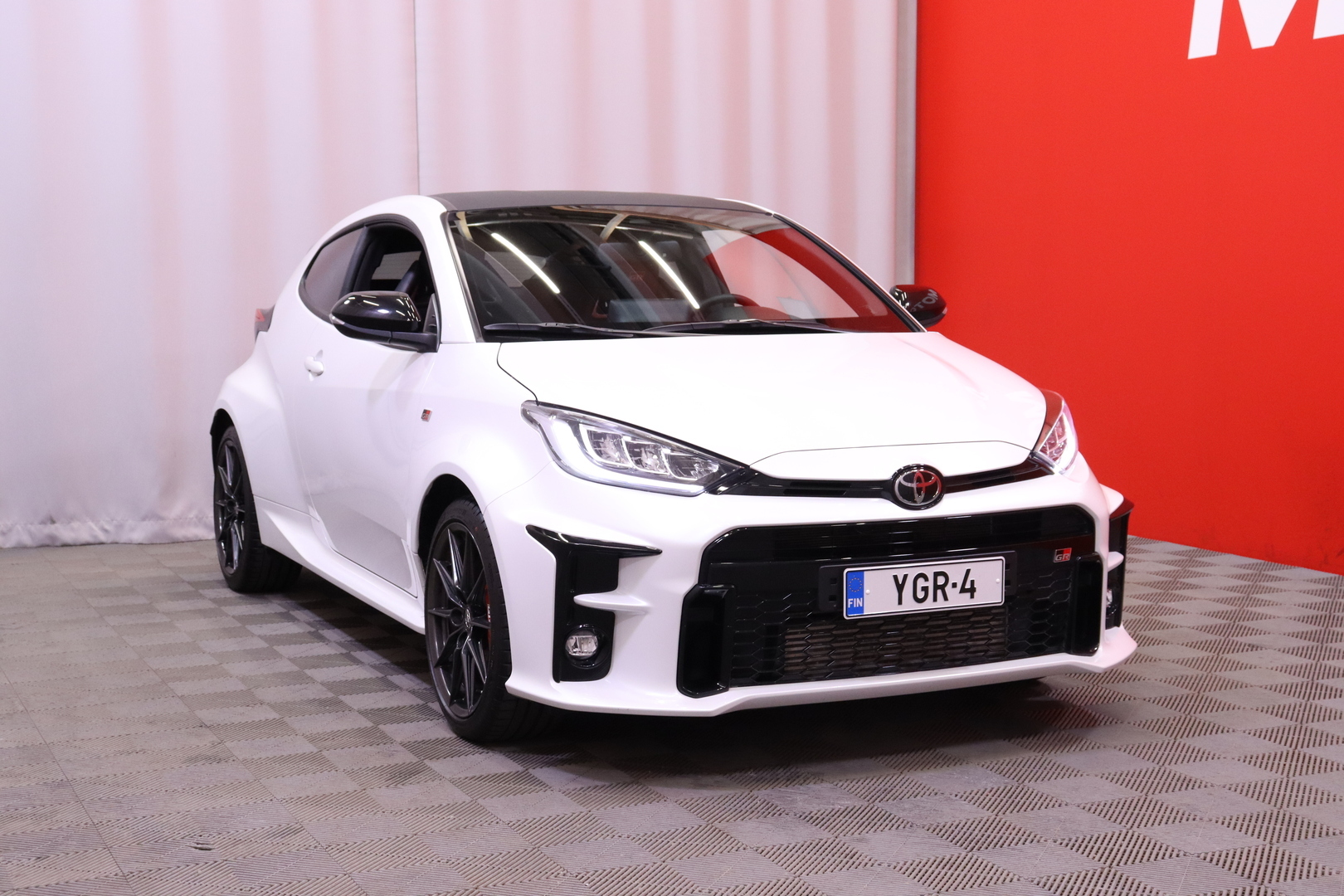 Toyota - GR Yaris - 1,6 Turbo 4WD // Suomi-auto / Martelius Catback / Racing Pack / Adapt.vakkari / CarPlay / Kamera // - Viistoperä