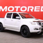 Toyota - Hilux - Double Cab 3,0 D-4D 4WD 171 SR aut. // Mountain Top / Navi / Bluetooth / Peruutuskamera / Sport-istuimet edessä // - Avolava