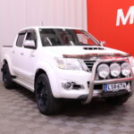 Toyota - Hilux - Double Cab 3,0 D-4D 4WD 171 SR aut. // Mountain Top / Navi / Bluetooth / Peruutuskamera / Sport-istuimet edessä // - Avolava