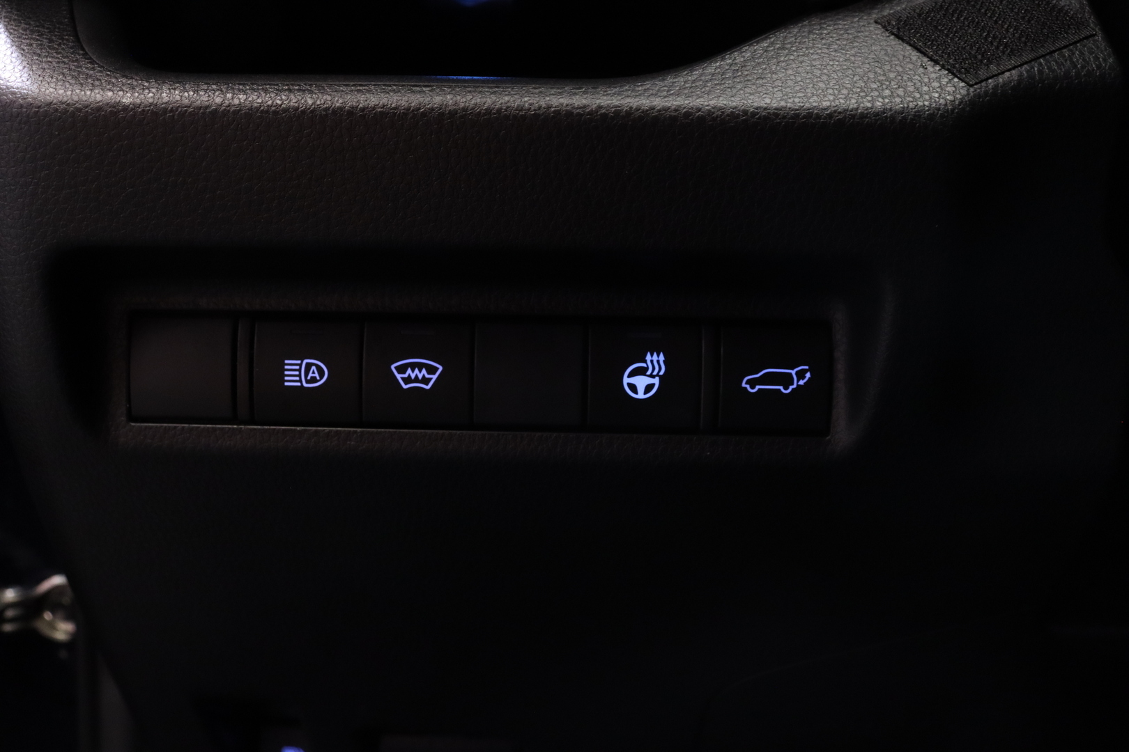 Toyota - RAV4 - 2,5 Hybrid AWD-i Style // 1 Om.Suomi-auto / Neliveto / JBL / Navi / Kamera / Vetokoukku / Bluetooth / LED // - Maastoauto