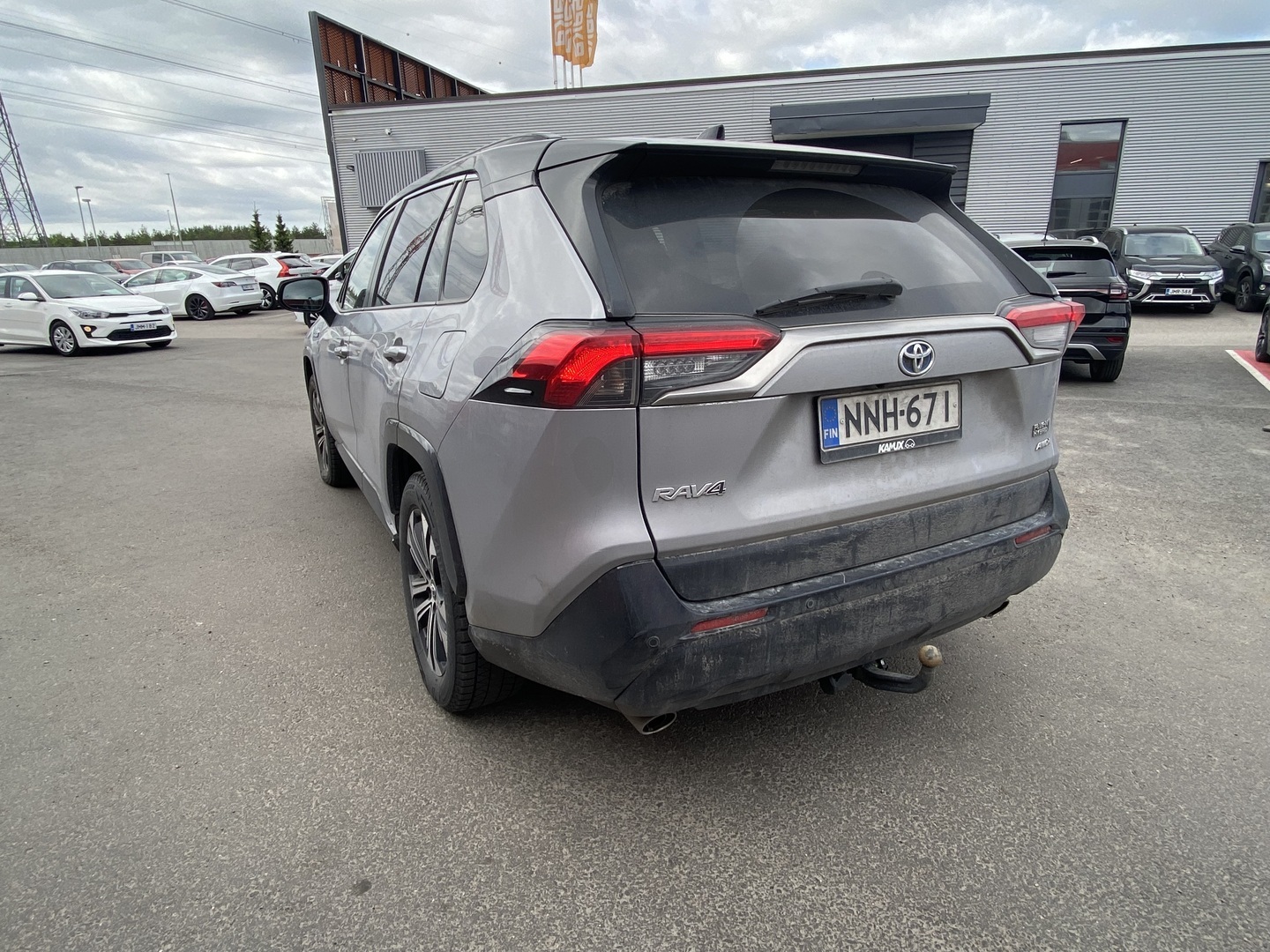 Toyota - RAV4 Plug-in - Hybrid 2,5 AWD-i Premium / HUIPPUVARUSTEET! / HUD / Koukku / Panorama / JBL Hifit / 360 // - Maastoauto