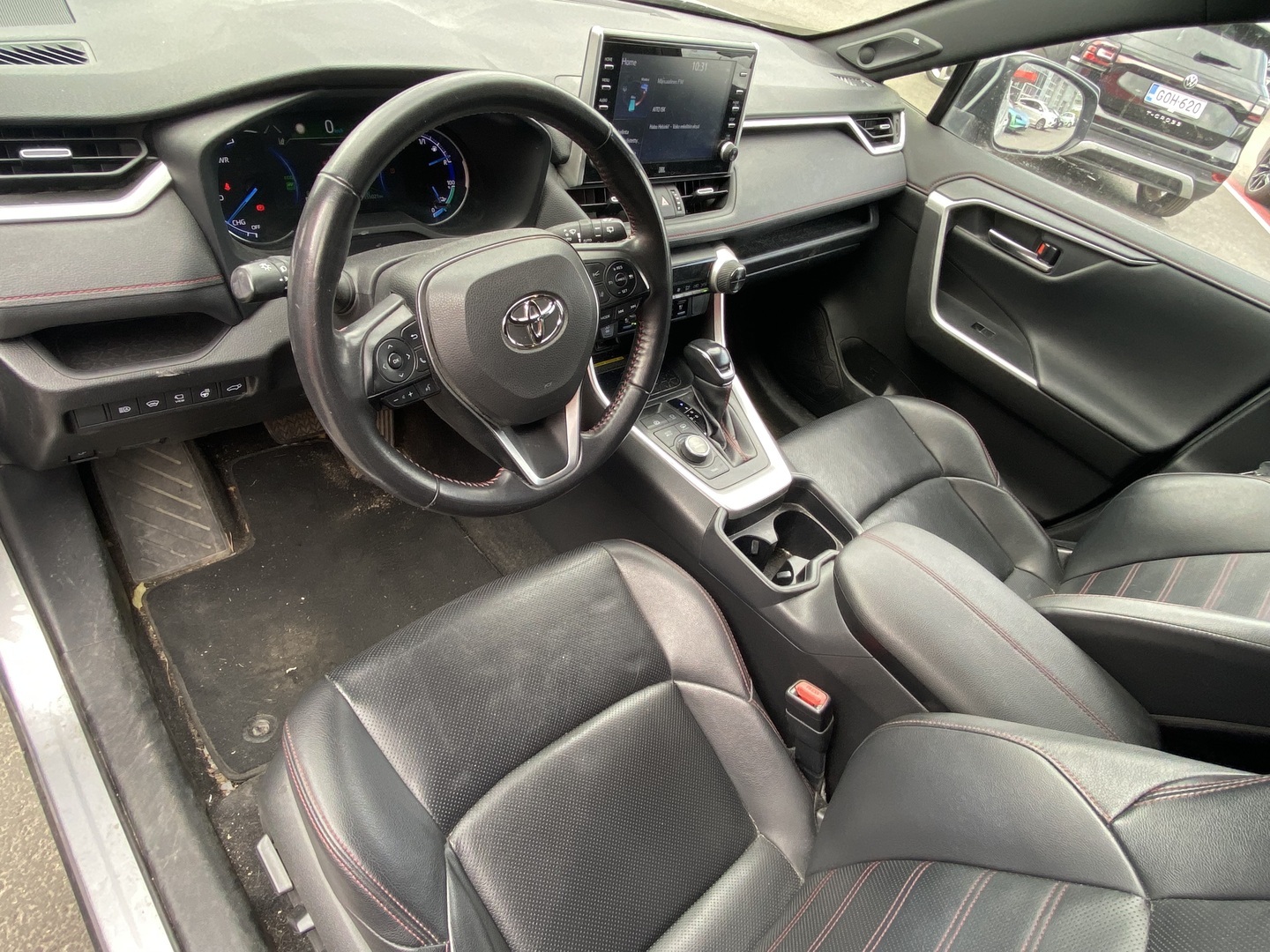 Toyota - RAV4 Plug-in - Hybrid 2,5 AWD-i Premium / HUIPPUVARUSTEET! / HUD / Koukku / Panorama / JBL Hifit / 360 // - Maastoauto