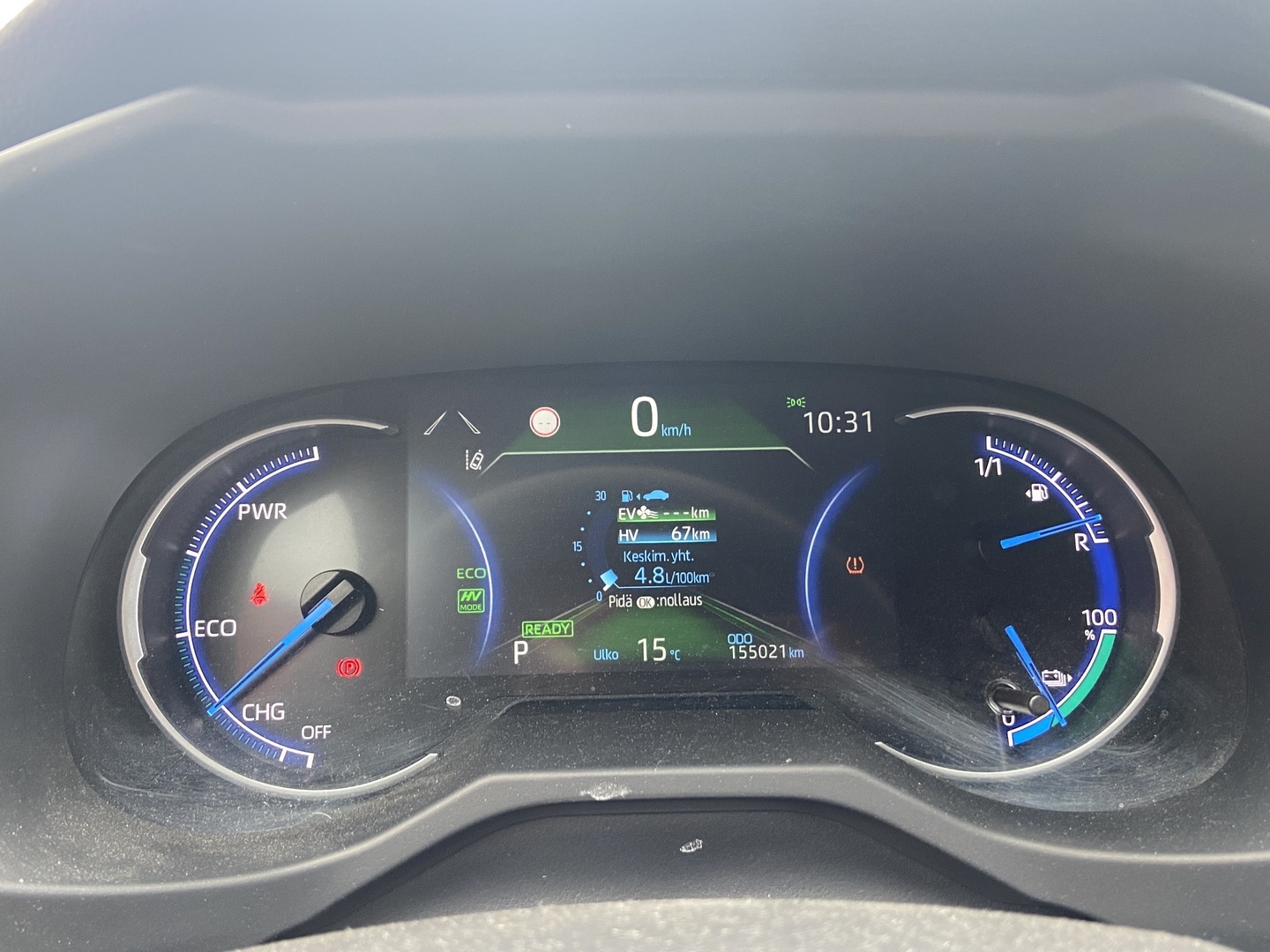 Toyota - RAV4 Plug-in - Hybrid 2,5 AWD-i Premium / HUIPPUVARUSTEET! / HUD / Koukku / Panorama / JBL Hifit / 360 // - Maastoauto