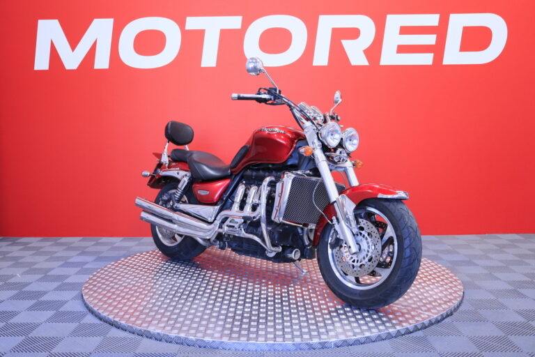 Triumph - ROCKET III - Classic * 2x laukut, Suomi-pyörä, paremmat kuvat tulossa * - Moottoripyörä