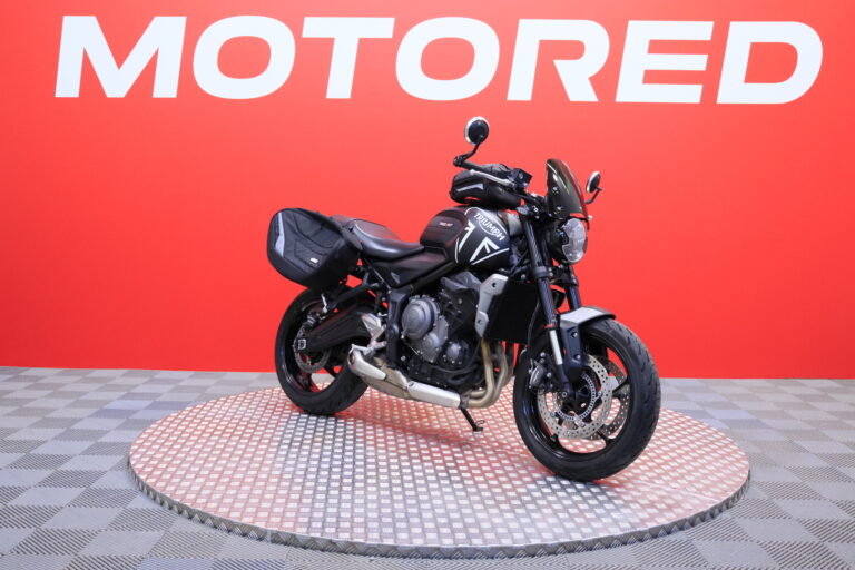 Triumph - Trident - // Juuri saapunut! / Huollettu / ABS / Suomi-pyörä / Laukut // - Moottoripyörä