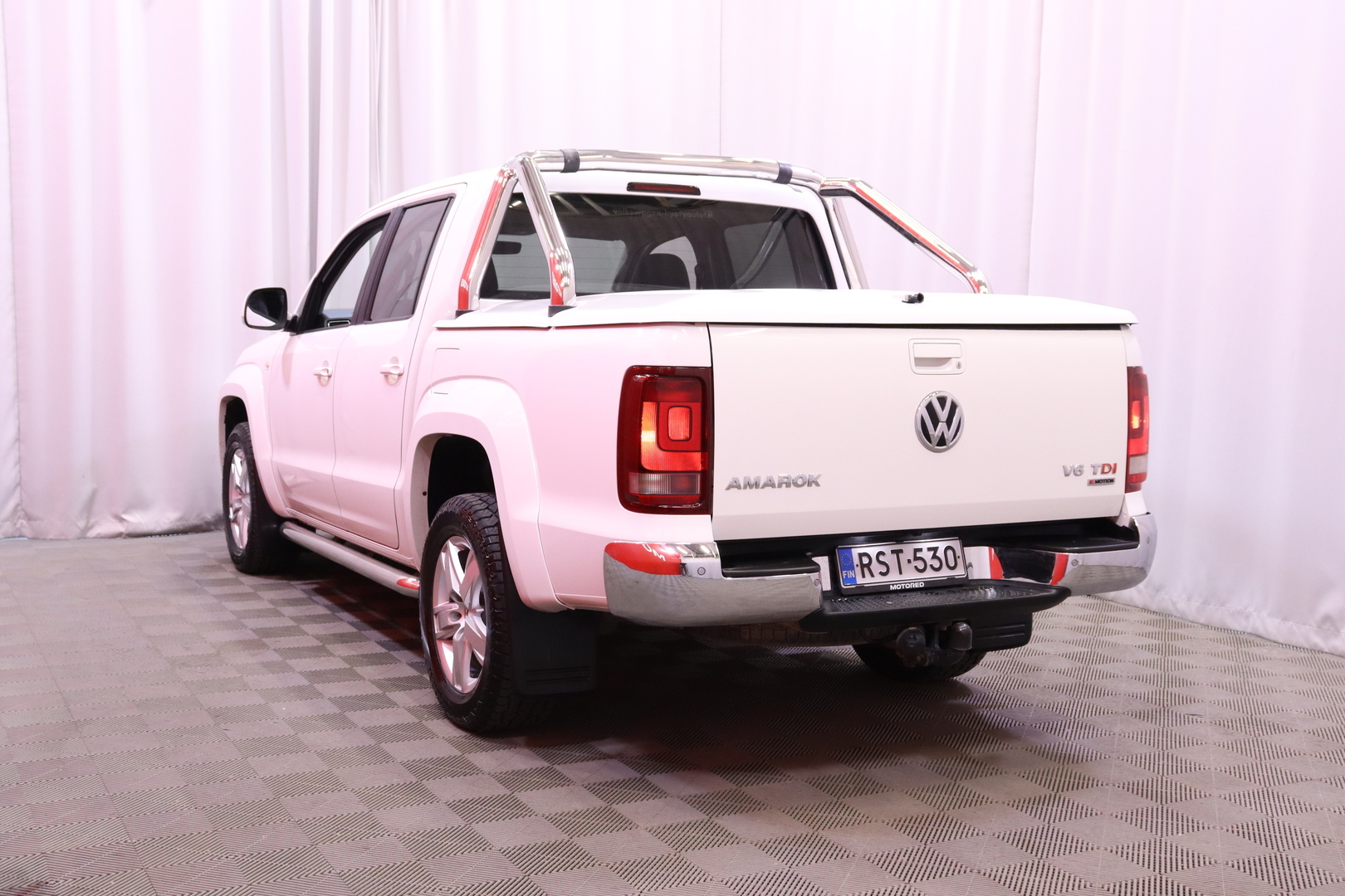 Volkswagen - Amarok - DC Highline 3,0 TDI 150kW 4MOTION 3080kg // Vakkari / Webasto / Peruutuskamera / MirrorLink / Xenon / Vetokoukku// - Avolava