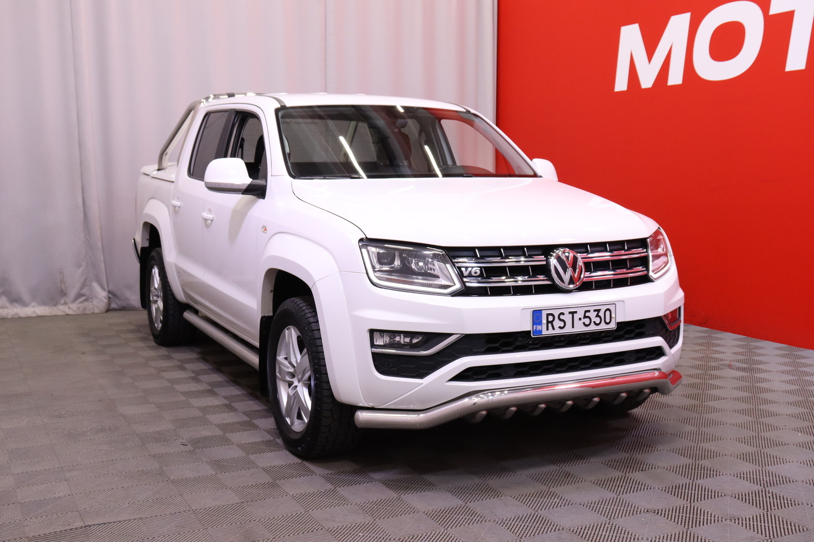 Volkswagen - Amarok - DC Highline 3,0 TDI 150kW 4MOTION 3080kg // Vakkari / Webasto / Peruutuskamera / MirrorLink / Xenon / Vetokoukku// - Avolava