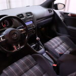 Volkswagen - GOLF - GTI 2,0 155 kW (210hv) // Top-Sport varustelu / Sport-alusta / Sporttipenkit / P. tutkat / Ilmastointi / Sporttiratti // - Viistoperä
