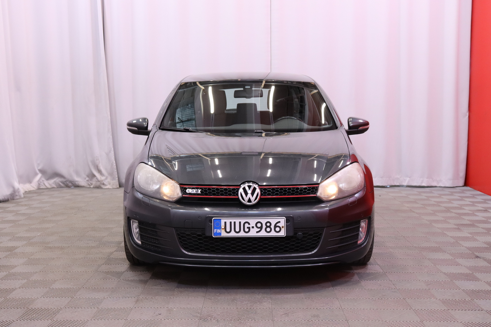 Volkswagen - GOLF - GTI 2,0 155 kW (210hv) // Top-Sport varustelu / Sport-alusta / Sporttipenkit / P. tutkat / Ilmastointi / Sporttiratti // - Viistoperä