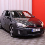 Volkswagen - GOLF - GTI 2,0 155 kW (210hv) // Top-Sport varustelu / Sport-alusta / Sporttipenkit / P. tutkat / Ilmastointi / Sporttiratti // - Viistoperä