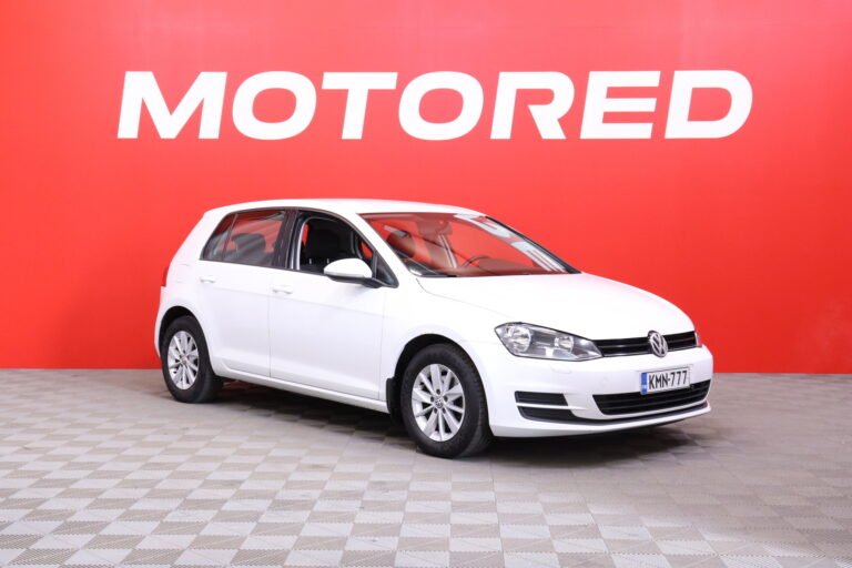 Volkswagen - Golf - Comfortline 1,2 TSI 77 kW (105 hv) BlueMotion Technology 4-ovinen // Radio / Ilmastointi / Lohko / Vakkari // - Viistoperä