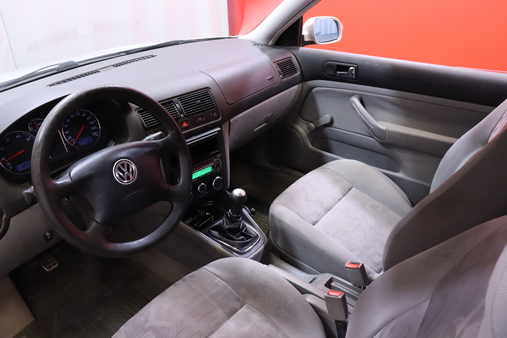 Volkswagen - Golf - 1.4 / MYYDÄÄN HUUTOKAUPAT.COM // Radio / Sähköpeilit / ABS / Ilmastointi // - Viistoperä