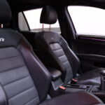Volkswagen - Golf - R 2.0TSI 4Motion // DCC-alusta / Dynaudio / Kattoluukku / AppConnect / Keyless / P-Kamera / Tutkat / BLIS / Navi // - Viistoperä