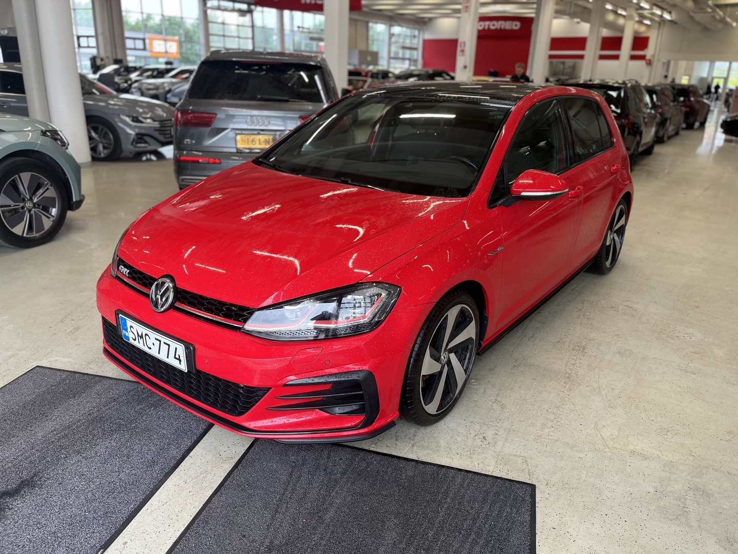 Volkswagen - Golf - GTI 2,0 TSI 169 kW (230 hv) DSG-automaatti - Viistoperä