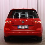 Volkswagen - Golf Sportsvan - Comfortline 1,6 TDI 81 kW (110 hv) BlueMotion Technology DSG-automaatti // Webasto / Vetokoukku / Navi / Xenon // - Tila-auto