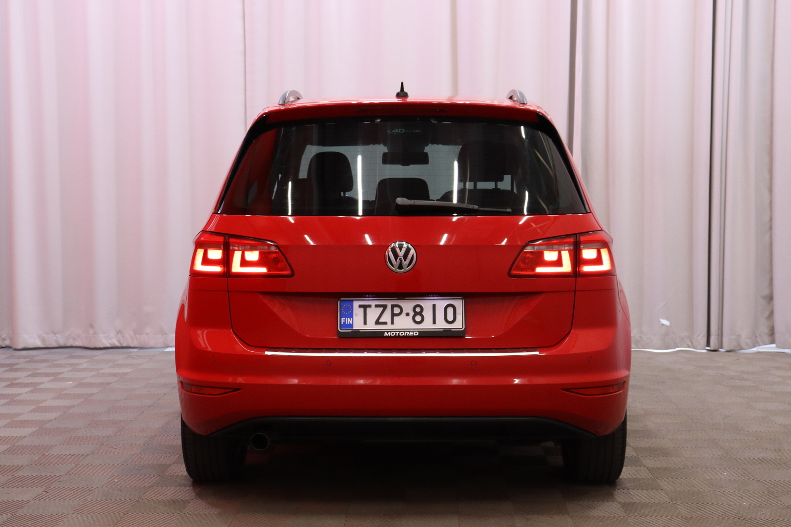Volkswagen - Golf Sportsvan - Comfortline 1,6 TDI 81 kW (110 hv) BlueMotion Technology DSG-automaatti // Webasto / Vetokoukku / Navi / Xenon // - Tila-auto