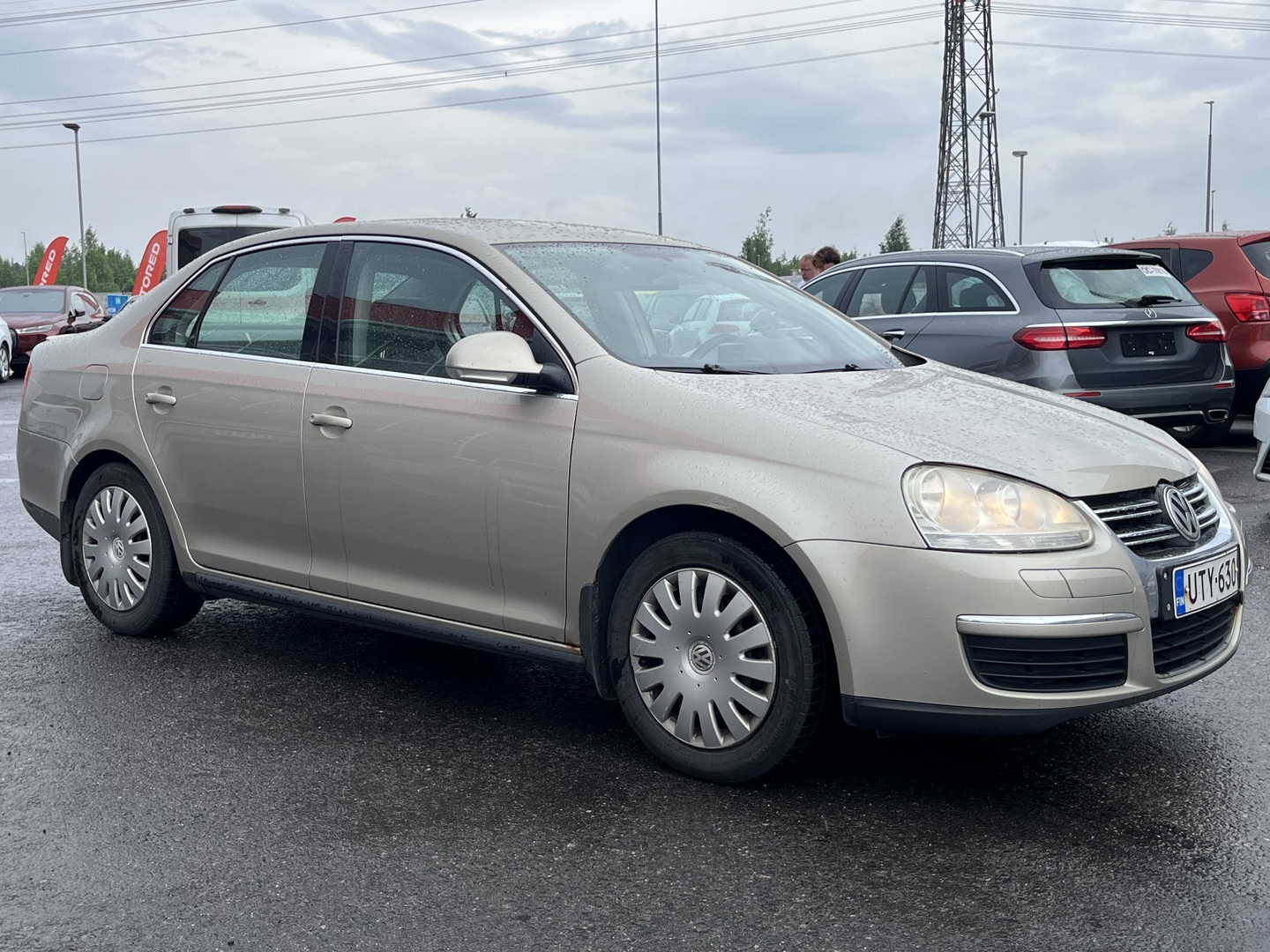 Volkswagen - Jetta - 1,6 75 kW Comfortline - Sedan
