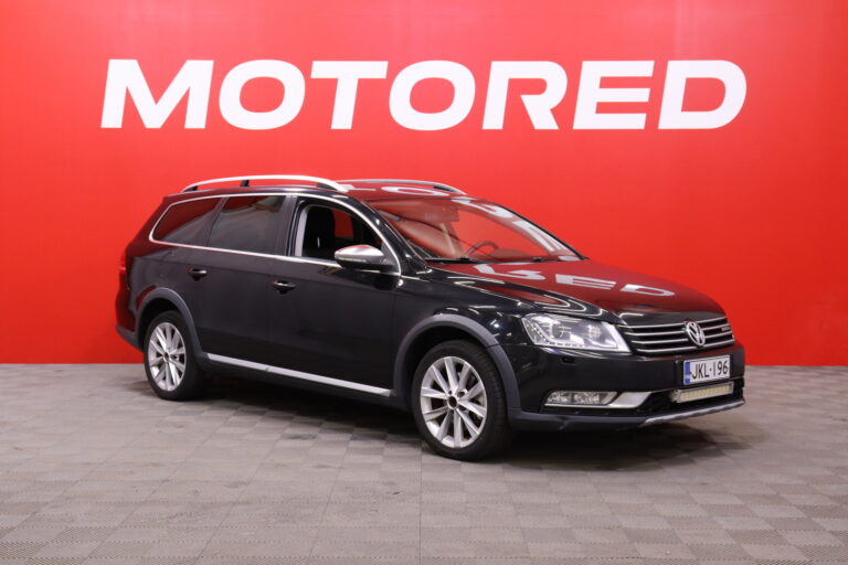 Volkswagen - Passat - Variant Alltrack 2,0 TDI 125 kW (170 hv) BlueMotion Technology 4MOTION DSG-aut // koukku / Vakkari / Bluetooth // - Farmari