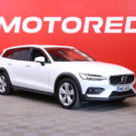 Volvo - V60 Cross Country - D4 AWD Business aut // ACC / Pilot Assist / VOC / Webasto / Keyless / Koukku / AppleCarPlay // - Farmari