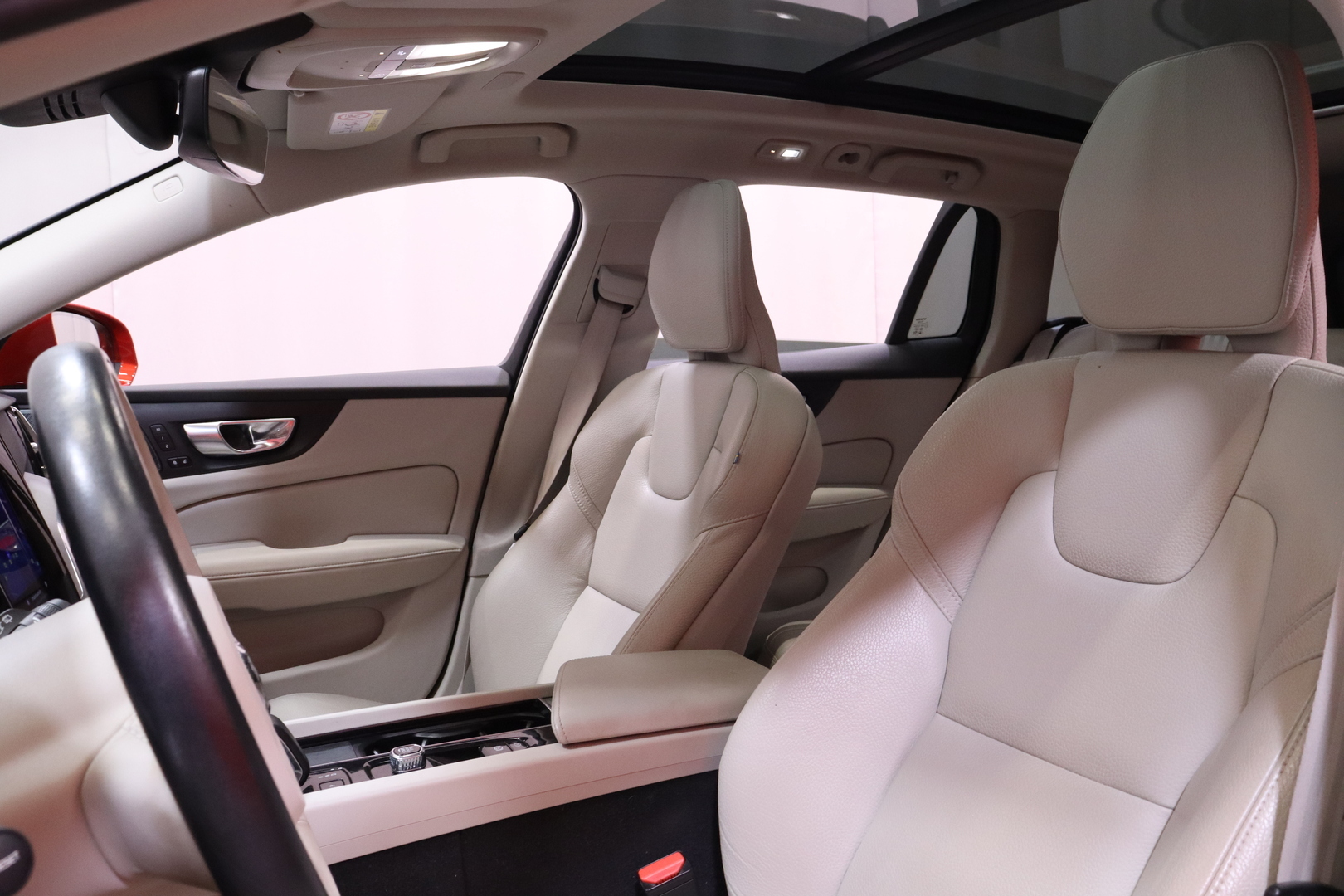 Volvo - V60 Cross Country - B4 AWD D-MHEV Business Plus aut // 1.om Suomi-auto / Merkkihuollettu / ACC / VOC / PA-lämmitin / H&K / Koukku // - Farmari