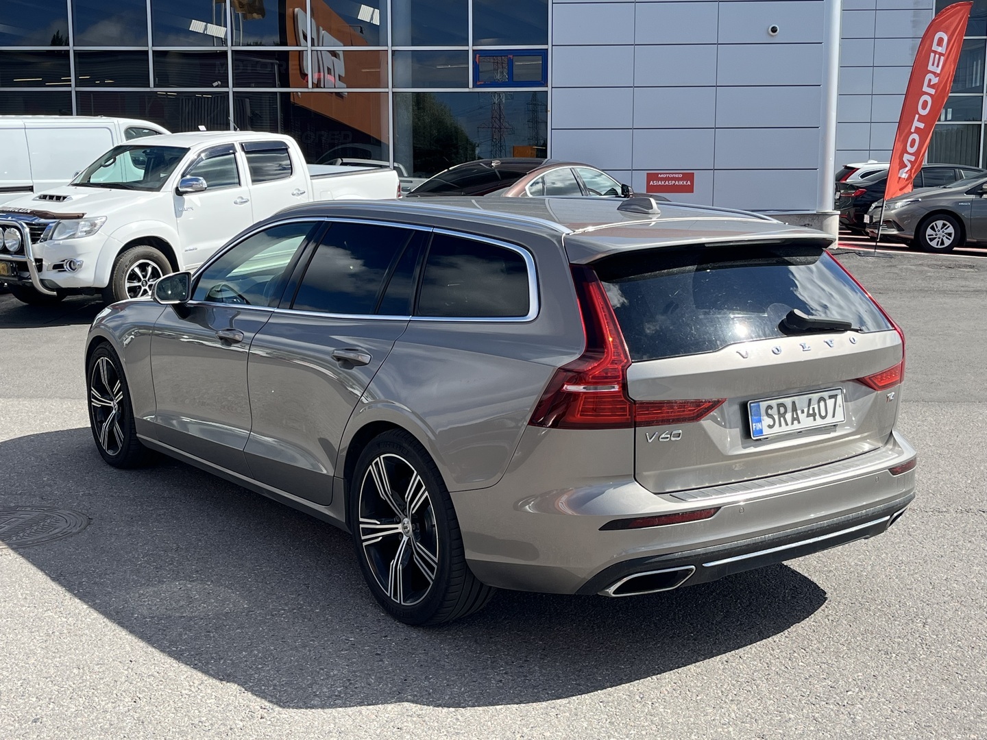 Volvo - V60 - T4 Business Inscription aut - Farmari