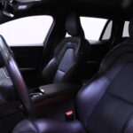 Volvo - V60 - T8 TwE AWD R-Design aut / Webasto / VOC / 360° / Pilot assist / HUD / LED High Level / Dynamic alusta / - Farmari